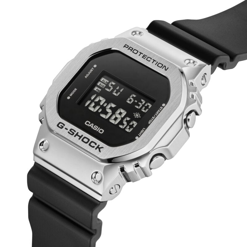 Casio GM-5600U-1 CASIO 8